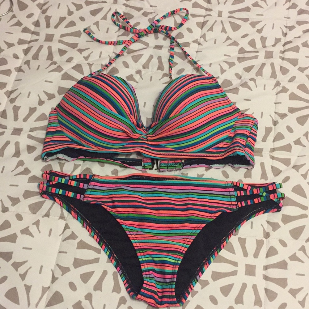 New, 2 peace swimsuit